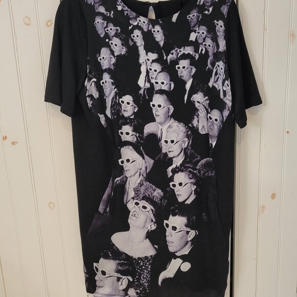 Ultrachic Dresses & Skirts - Ultrachic 3D Movie Print Dress